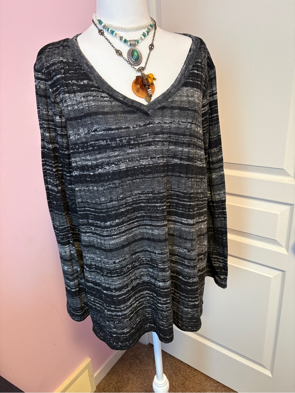 cleo Black & Gray Striped V-Neck Long Sleeve Top